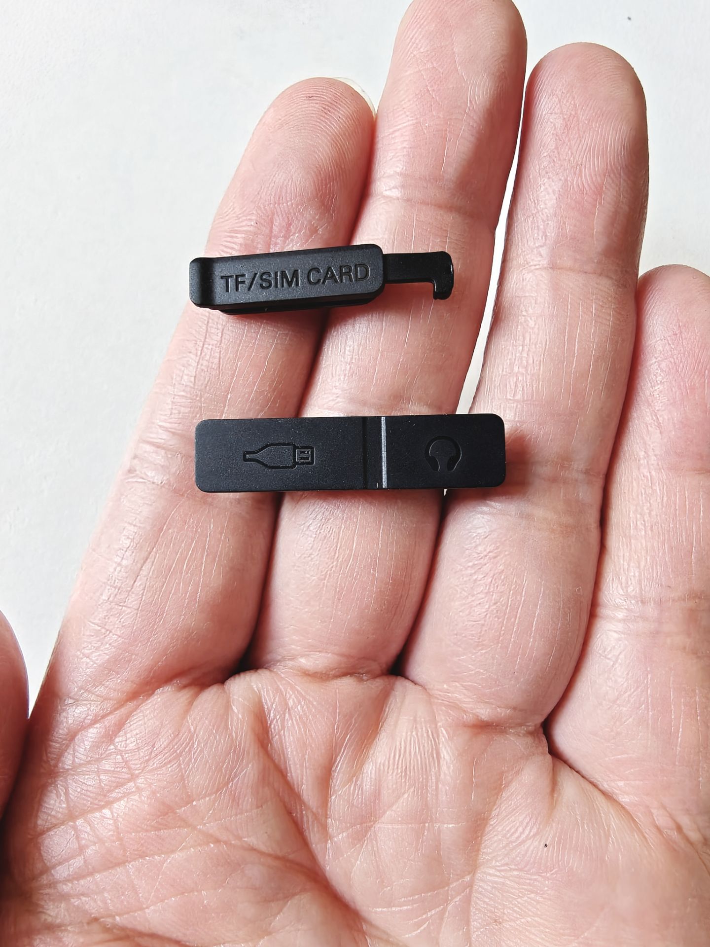USB-Staubschutzkappe aus Gummi – Phone Accessories Shop Bewertung und Preis